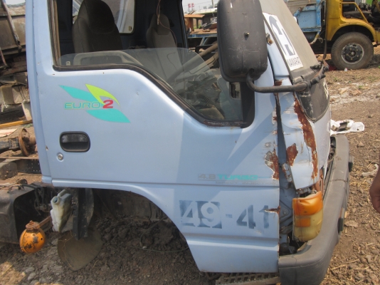 NPRดั้มหัวการ์ตูน-120แรงฝาขาว-รถห้าง---2คัน---590000-สำหรับนักปั้น NPRดั้มหัวการ์ตูน-120แรงฝาขาว-รถห้าง---2คัน---590000-สำหรับนักปั้น