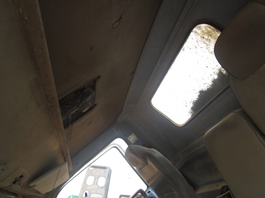 NPRดั้มหัวการ์ตูน-120แรงฝาขาว-รถห้าง---2คัน---590000-สำหรับนักปั้น NPRดั้มหัวการ์ตูน-120แรงฝาขาว-รถห้าง---2คัน---590000-สำหรับนักปั้น