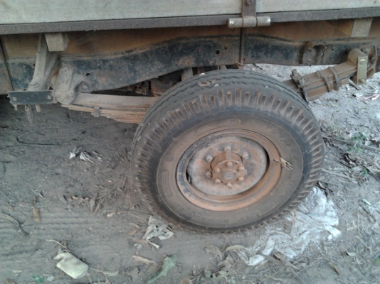 ขาย 4ล้อISUZU ELF 74HP เครื่องเดิม74แรงแห้งๆแน่นๆฟิตมาใหม่ เกียร์สั้น(เกียร์สาย) วางหัวใหม่ TL สวยๆ(ไม่ลงเล่ม)คานหน้าเดิม เฟืองท้ายนิสสันคาร์บอน กระบะไม้พื้นไม้คอกไม้ ต่อใหม่ ไม่นาน ไม่ผุไม่หักไม่แตก พร้อมใช้ พร้อมลุยงาน ราคาต่อรองได้ครับ