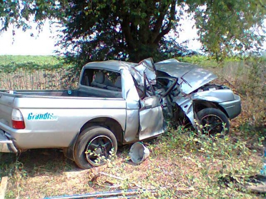 ขายรถกระบะ MITSUBICHI STRADA CAP ปี 2547 เล่มทะเบียนพร้อม ราคา 150000