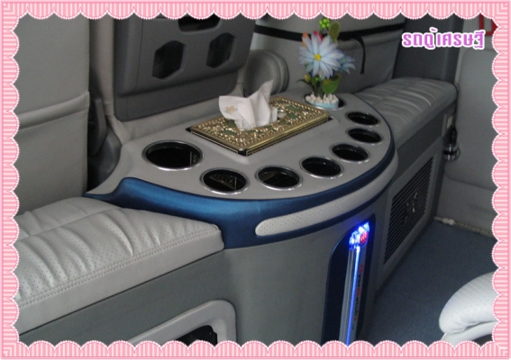 รับจองป้ายแดง รถตู้ TOYOTA Commuter ดีเซลล3000 แต่ง3แถว9ที่นั่งแล้วมีรถเลย รับจองป้ายแดง รถตู้ TOYOTA Commuter ดีเซลล3000 แต่ง3แถว9ที่นั่งแล้วมีรถเลย