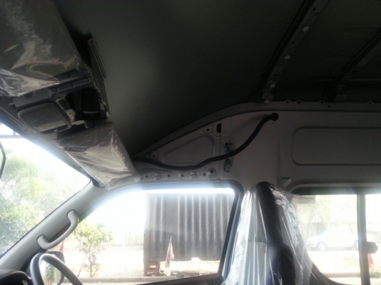 รับจองป้ายแดง รถตู้ TOYOTA Commuter ดีเซลล3000 แต่ง3แถว9ที่นั่งแล้วมีรถเลย รับจองป้ายแดง รถตู้ TOYOTA Commuter ดีเซลล3000 แต่ง3แถว9ที่นั่งแล้วมีรถเลย