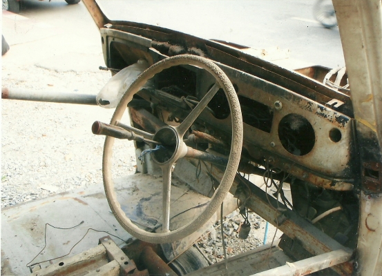 ขายด่วน!!! โครงรถโบราณหายาก  Benz 170!!