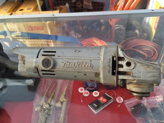 ขายเครื่องเจียร์ 4" มือสอง สภาพสวยๆ 3 ตัวครับ