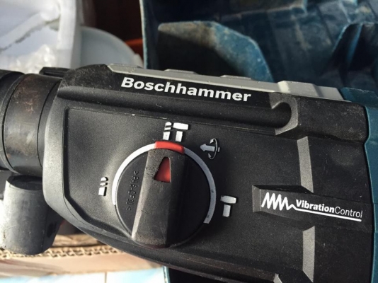 ขายสว่านโรตารี่ 3 ระบบ BOSCH มือสอง สภาพดีครับ ขายสว่านโรตารี่ 3 ระบบ BOSCH มือสอง สภาพดีครับ