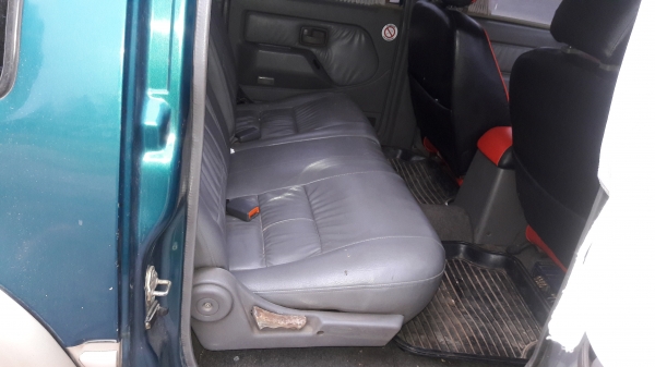 อิสุๆ เอ็ดเวนเจอร์ ปี2543 อิสุๆ เอ็ดเวนเจอร์ ปี2543