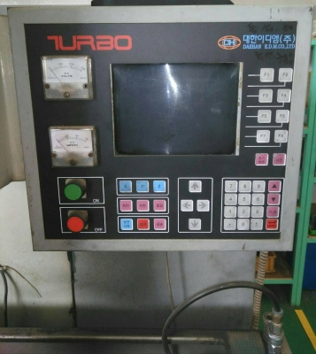 CNC EDM DAE HAN ขนาดใหญ่มาก ขนาดแท้ง 1,800*1,200 มม. ขนาดโต๊ะงาน 1,200*800 มม. ปี 2012