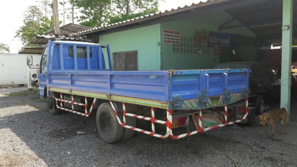 รถบรรทุก 6 ล้อ ปี 53 ISUZU รุ่นNKR เครื่อง 120 แรง ยาว  4.20 เมตร รถใช้น้ำมัน ราคา 290,000 บ.รถอยู่สระบุรี