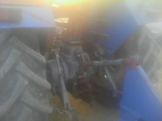 ขายรถไถฟอรด์6610  4*4  คานหน้าคาลาโล่    ทะเบียนครบ