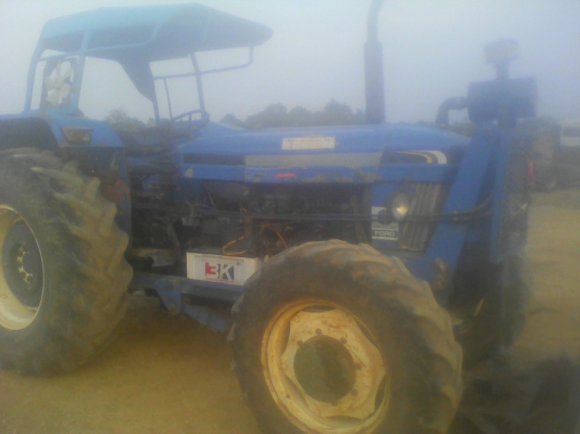 ขายรถไถฟอรด์6610  4*4  คานหน้าคาลาโล่    ทะเบียนครบ