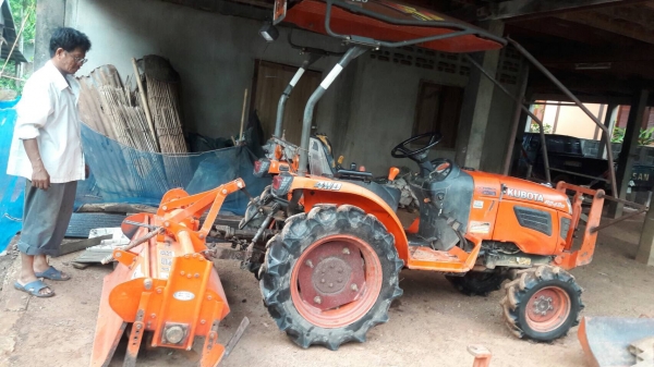 Kubota B2420 ตัวเปล่านะครับ เล่มพร้อมโอน