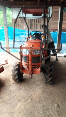 Kubota B2420 ตัวเปล่านะครับ เล่มพร้อมโอน Kubota B2420 ตัวเปล่านะครับ เล่มพร้อมโอน