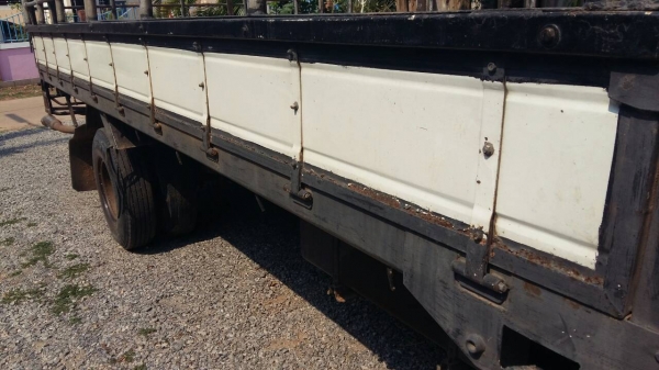 หกล้อ อีซูชุ NQR150ปี51ช่วงยาว5.50ม สภาพดีพร้อมใช้งาน ทะเบียนพร้อมโอน