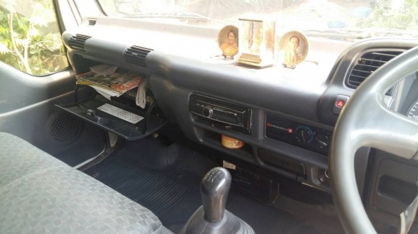 หกล้อ อีซูชุ NQR150ปี51ช่วงยาว5.50ม สภาพดีพร้อมใช้งาน ทะเบียนพร้อมโอน