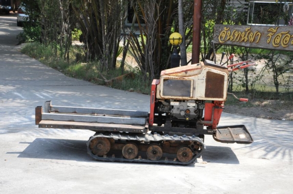 (ลดกระหน่ำ)ขายรถบรรทุก ตีนตะขาบyanmar PDK600 6แรง ดีเซล มีเกียร์ สภาพ เดิมญี่ปุ่น อะเนคประสงค์ 16,500เท่านั้น!!