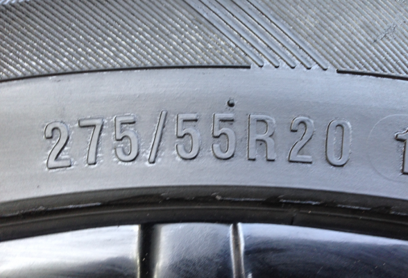 ล้อแท้ USA ขอบ20 พร้อมยาง 275 55 20 กลางปี12 ดอกเต็ม ใช้ยาว ราคาไม่แพง