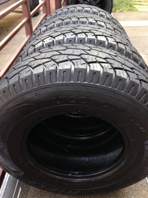 ยาง All HIFLY 265 75 16 ปลายปี13 ดอกเต็ม ใช้ยาว ราคาไม่แพง