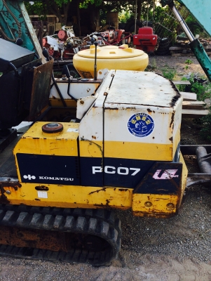 ขายรถแบคโฮ KOMATSU