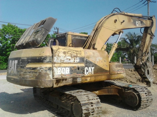 รถแบคโฮ  CAT  320B.    สนใจติดต่อ   081 - 6079515