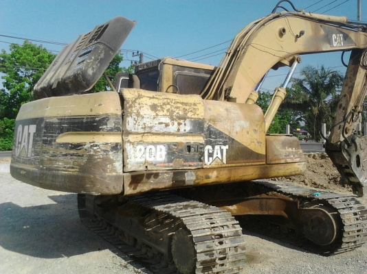 รถแบคโฮ  CAT  320B.    สนใจติดต่อ   081 - 6079515