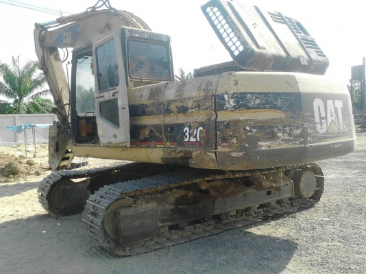 รถแบคโฮ  CAT  320B.    สนใจติดต่อ   081 - 6079515