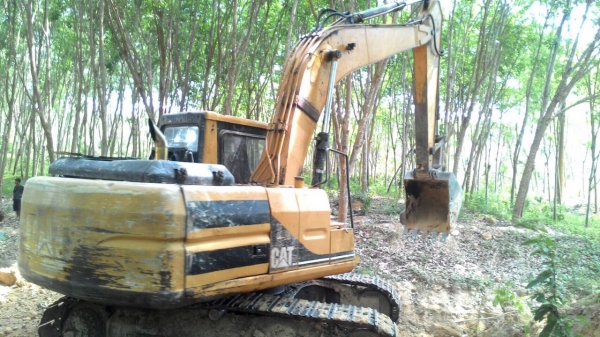 ขายรถแบคโฮ CAT 315 B ระบบไฟเต็ม ราคา 600000 ขายรถแบคโฮ CAT 315 B ระบบไฟเต็ม ราคา 600000