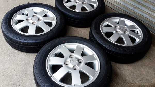 ล้อ Mitsubishi มิราจ ขอบ 14 4รู100 ยาง Bridgestone ปี13 สภาพสวยดอกหนา ล้อ Mitsubishi มิราจ ขอบ 14 4รู100 ยาง Bridgestone ปี13 สภาพสวยดอกหนา