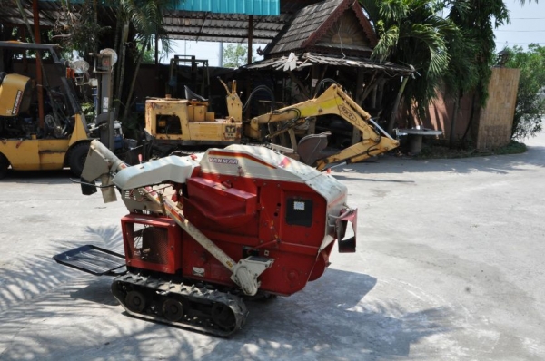 ขายรถนวดข้าว (เมล็ดพันธ์)ต่างๆYANMARตีนตะขาบ สภาพสวยเดิมจากญี่ปุ่น ขายถูก19,000บาท!!