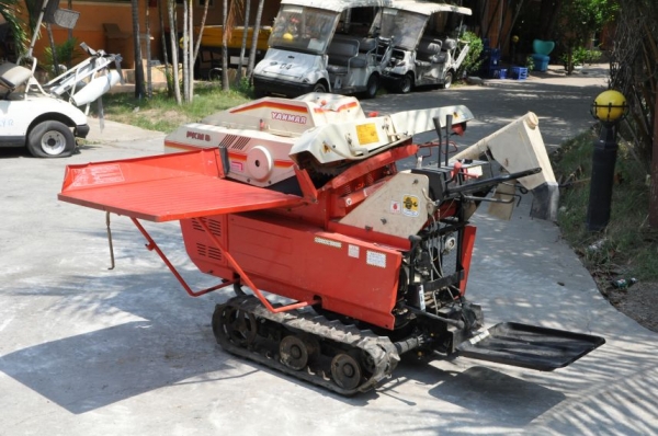 ขายรถนวดข้าว (เมล็ดพันธ์)ต่างๆYANMARตีนตะขาบ สภาพสวยเดิมจากญี่ปุ่น ขายถูก19,000บาท!!