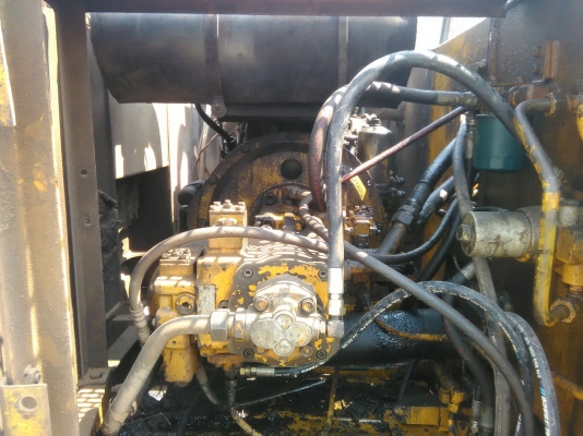 ขายรถแบคโฮ KOBELCO SK045 เอกสารเล่มทะเบียน ขนาดรถเท่ากับรถ 120 ราคา 490000