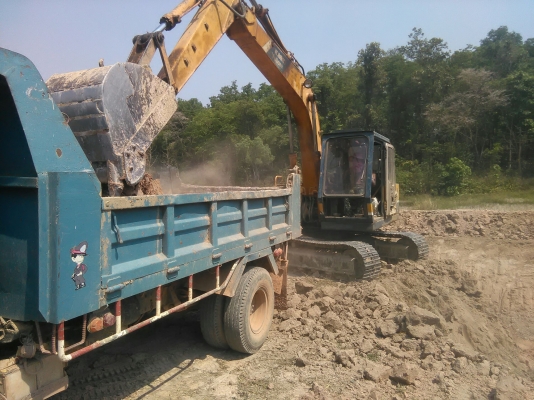 ขายรถแบคโฮ KOBELCO SK045 เอกสารเล่มทะเบียน ขนาดรถเท่ากับรถ 120 ราคา 490000