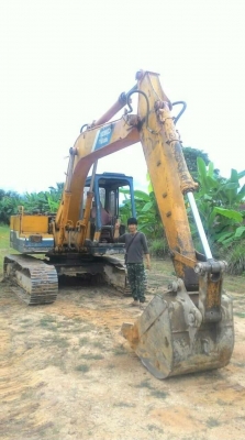 ขายรถแบคโฮ KOBELCO SK045 เอกสารเล่มทะเบียน ขนาดรถเท่ากับรถ 120 ราคา 490000