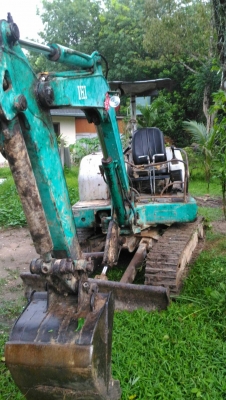 ขายรถแบคโฮ IHI 30 ราคา 180000