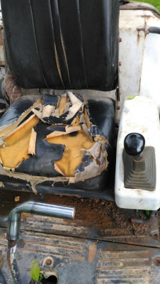 ขายรถแบคโฮ IHI 30 ราคา 180000