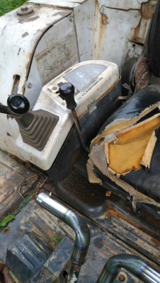 ขายรถแบคโฮ IHI 30 ราคา 180000