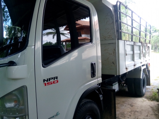 6ล้อดั้มNPR  150  แรงม้า มือเดียวป้ายแดง  (รถห้างแท้) ปี 55   สภาพสวยมากๆๆ  พร้อมใช้งาน  เล่มติดมือ...