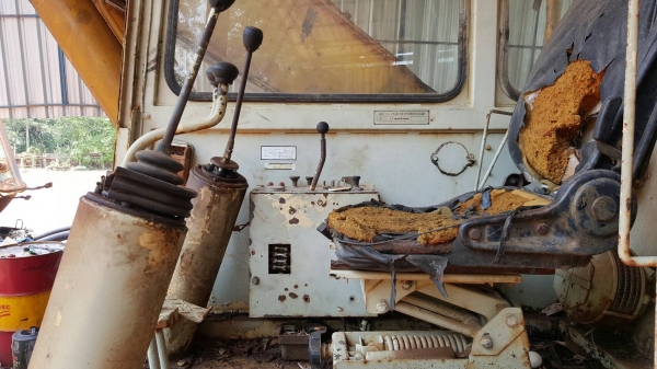 ขาย แบคโฮ KOBE R907A เอกสารใบซื้อขาย ช่วงล่างดี รถใช้งานได้ปกติ ขาย แบคโฮ KOBE R907A เอกสารใบซื้อขาย ช่วงล่างดี รถใช้งานได้ปกติ