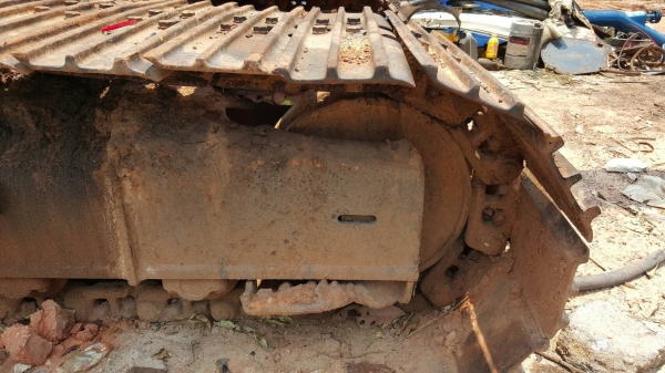 ขาย แบคโฮ KOBELCO SK200-5 เอกสารใบซื้อขาย รถใช้งานได้แต่ต้องเก็บงานหน่อย ราคาจะซื้อค่อยคุยกันครับ