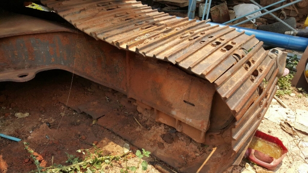 ขาย แบคโฮ KOBELCO SK200-5 เอกสารใบซื้อขาย รถใช้งานได้แต่ต้องเก็บงานหน่อย ราคาจะซื้อค่อยคุยกันครับ