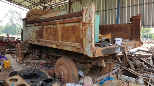 ขาย ตามสภาพ 6 ล้อดั้ม หัวยาว เอกสารเล่มทะเบียนมีครบ เฟืองท้าย FUSO ไม่มีเครื่องเกียร์ คัสซีสวย มีชุดกระบอกดั้ม ราคาคุยได้ครับ