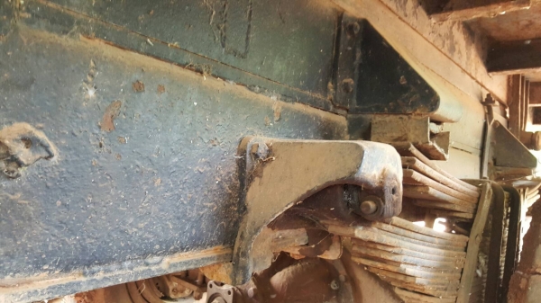 ขาย ตามสภาพ 6 ล้อดั้ม หัวยาว เอกสารเล่มทะเบียนมีครบ เฟืองท้าย FUSO ไม่มีเครื่องเกียร์ คัสซีสวย มีชุดกระบอกดั้ม ราคาคุยได้ครับ