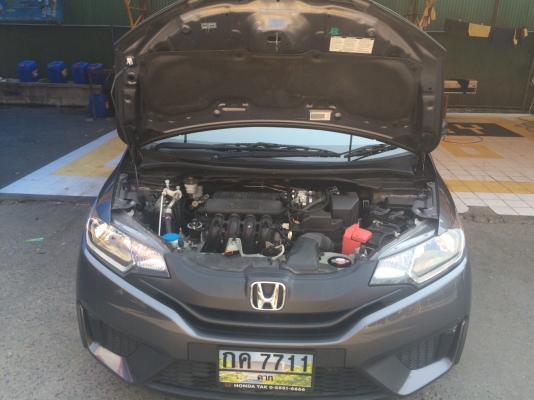 ต้องการขาย HONDFA JAZZ (S) 2015 เกียร์ออร์โต้ สีเทา รถมือเดียวป้ายเเดง ไมค์แท้27XXXกิโล มีบุ๊คเซอร์วิสพร้อมกุญแจสำรอง