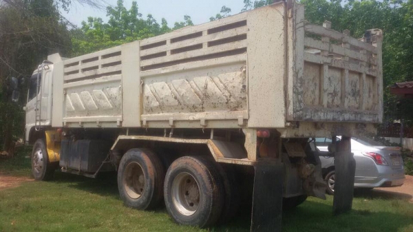 ขายดาวน์ รถสิบล้อ HIno FM2P 380 แรงม้า กะบะดั้มสามมิตร มีระบบลากพ่วง