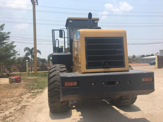 ขายรถตัก SEM 650 B  บุงกี้ 3.5 คิว รถสวยพร้อมใช้งาน  ราคาต่อรองสนใจสอบถามได้ 0932795977