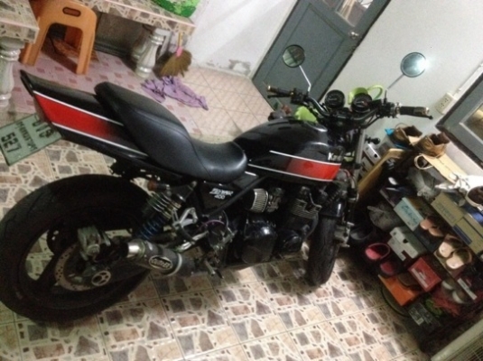 Kawasaki zephyr 400 ทะเบียนพร้อมโอนภาษีไม่ขาด พร้อมที่จัดคารบูใหม่ Kawasaki zephyr 400 ทะเบียนพร้อมโอนภาษีไม่ขาด พร้อมที่จัดคารบูใหม่