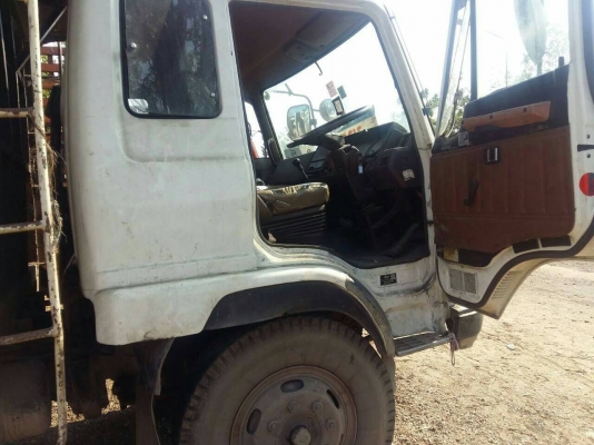 6ล้อFD176 เครื่องEH700เพาเวอร ภาษีเต็มเอกสารครบ พร้อมโอน 6ล้อFD176 เครื่องEH700เพาเวอร ภาษีเต็มเอกสารครบ พร้อมโอน