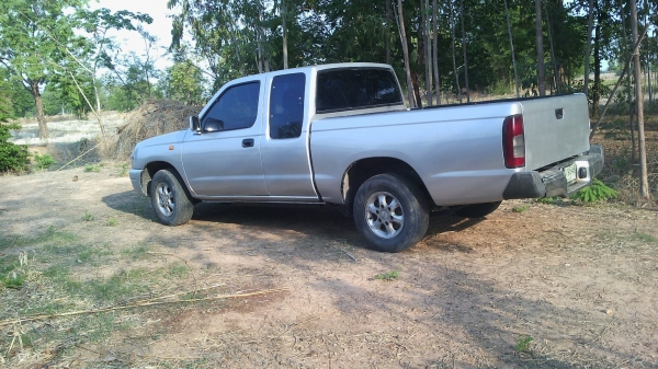 นิสสัน ฟรอนเทียร์ 2001