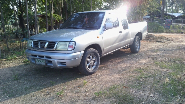 นิสสัน ฟรอนเทียร์ 2001