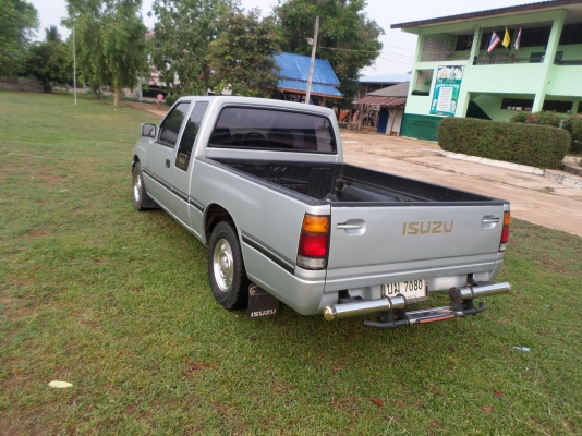 ขายรถกระบะ ISUZU TFR SPACE CAB SLX 2.5 ปี1997/40  พวงมาลัยพาเวอร์โรงงานหน้าหนูแท้ตัวท็อปกระจกไฟฟ้า รถสภาพนางฟ้าเดิมๆเครื่องดีไม่ไอไม่จามประหยัดน้ำมันสุดๆ คัสชีเดิมสวยไม่มีผุช่วงล่างแน่นปึกรถบางเดิมเอกสารพร้อมโอนภาษีพรบ60+แอร์เย็น+เทปชีดี+ยางดี4เส้น+แม๊กไล