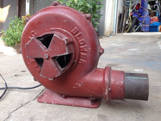 ขายโบวเวอร์เป่าลม Venz 1/5HP. 220V ไฟบ้าน ขนาด 3นิ้ว สภาพดี วิ่งนิ่ม พร้อมใช้งาน